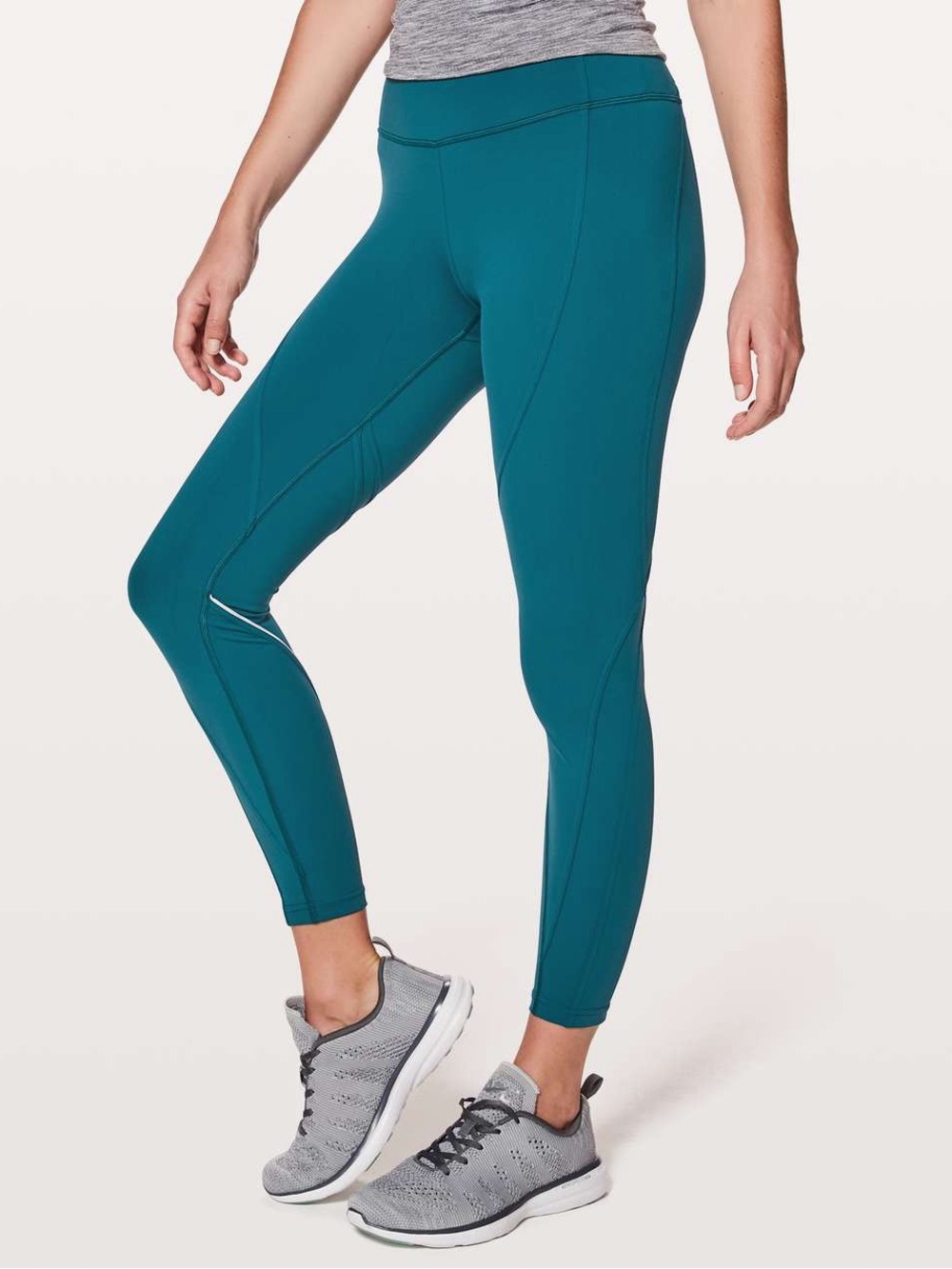 Lululemon chasing miles tight 25”